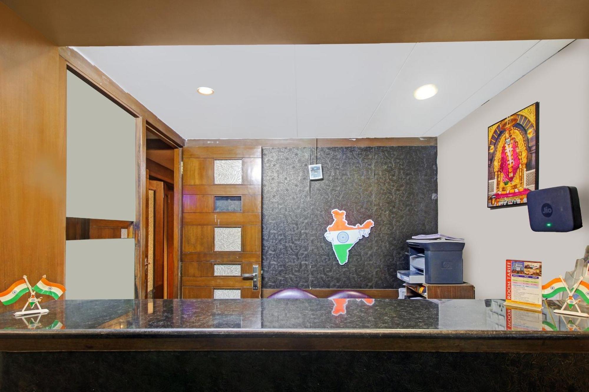 Collection O 82357 Hotel Surabhi Pride Trimulgherry Екстер'єр фото